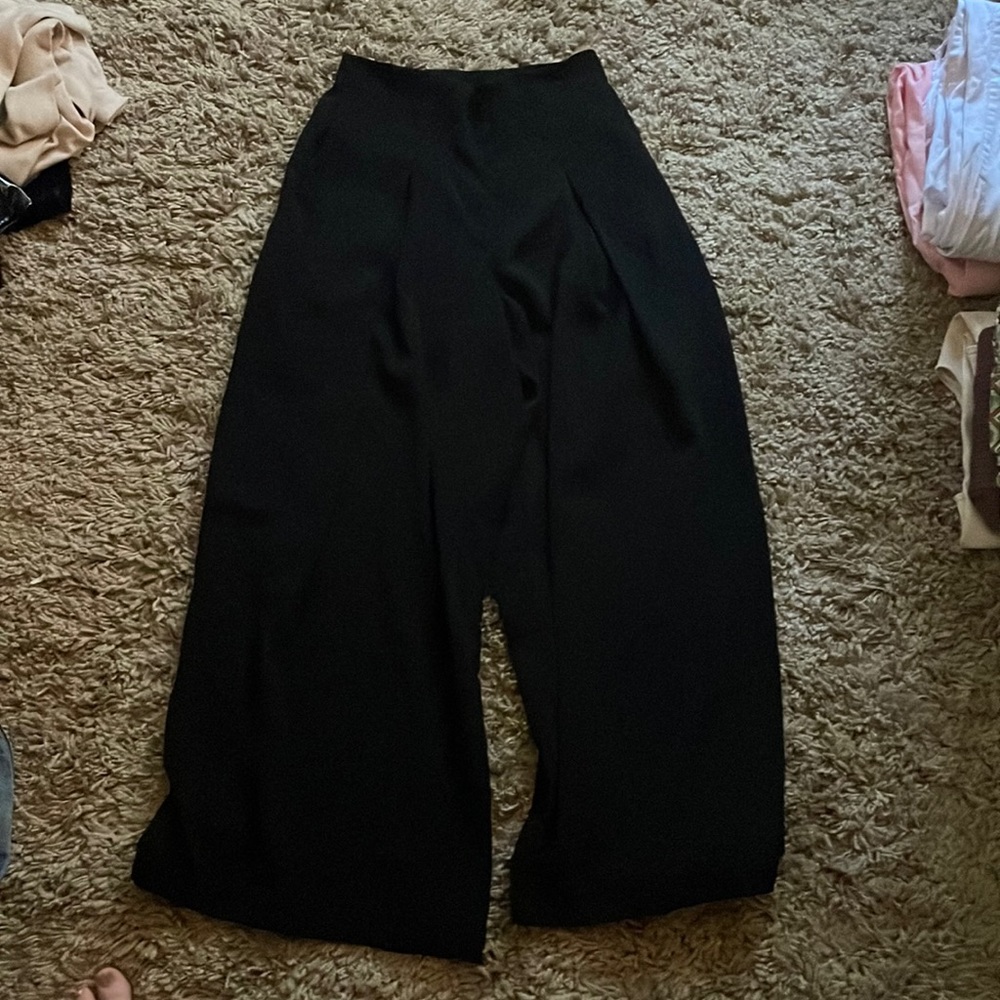 Black flowy pants